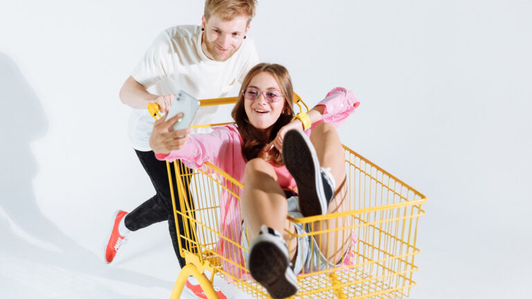 Who are Gen Z | INNORHINO