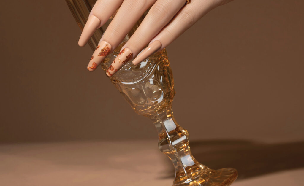 2025 Pantone Color Mocha Mousse, ideas for Luxury Goods Packaging