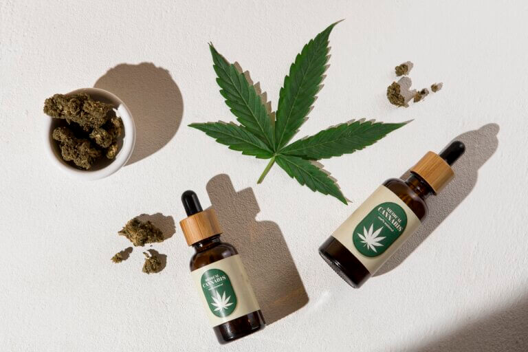 CBD oil dropper for cannabis packaging