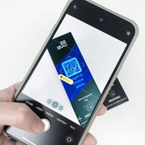 IDMII_qrcode-scanning-640×640 IDMII_qrcode-scanning-640x640